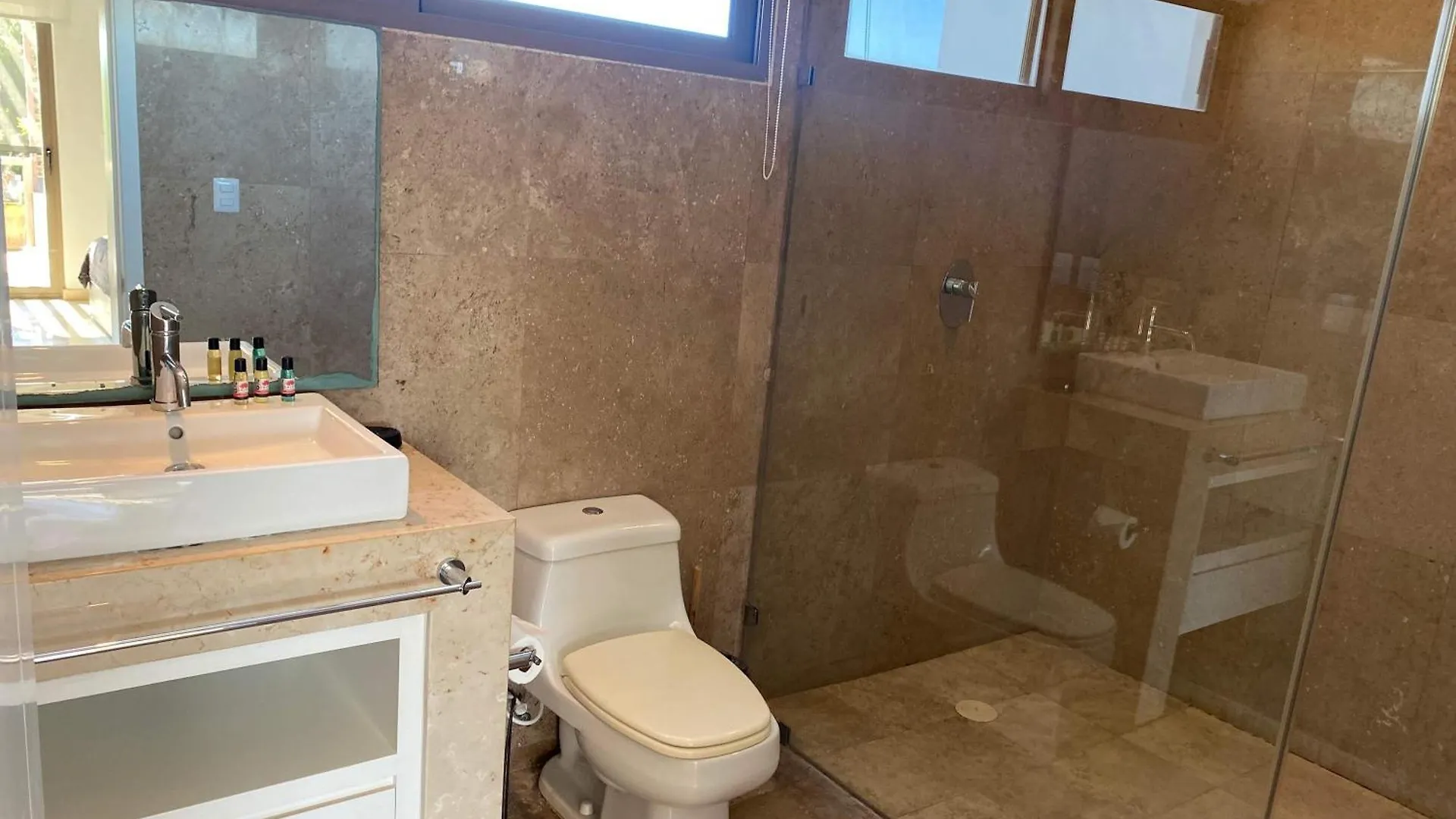 Spacious 2 Bedroom Condo At Tulum Country Club And Pga Akumal 0*,  Mexique