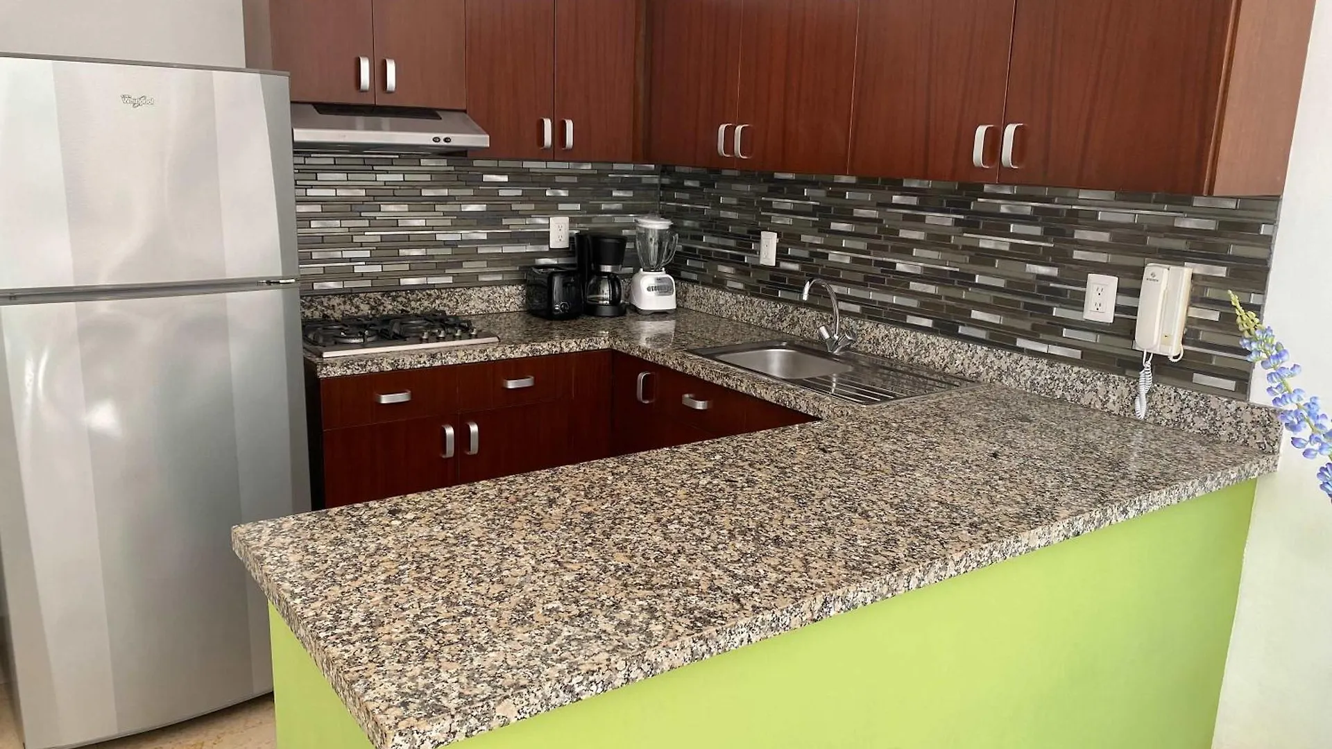 Spacious 2 Bedroom Condo At Tulum Country Club And Pga アクマル
